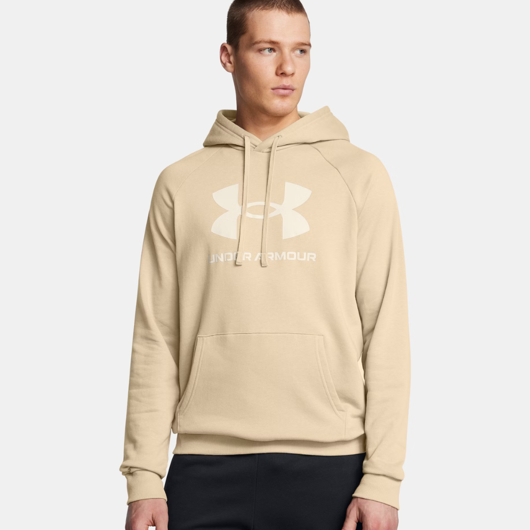 CHANDAIL À CAPUCHON HOMME RIVAL BEIGE 1379758 299 UNDER ARMOUR MAHEU GO SPORT DEVANT MANNEQUIN