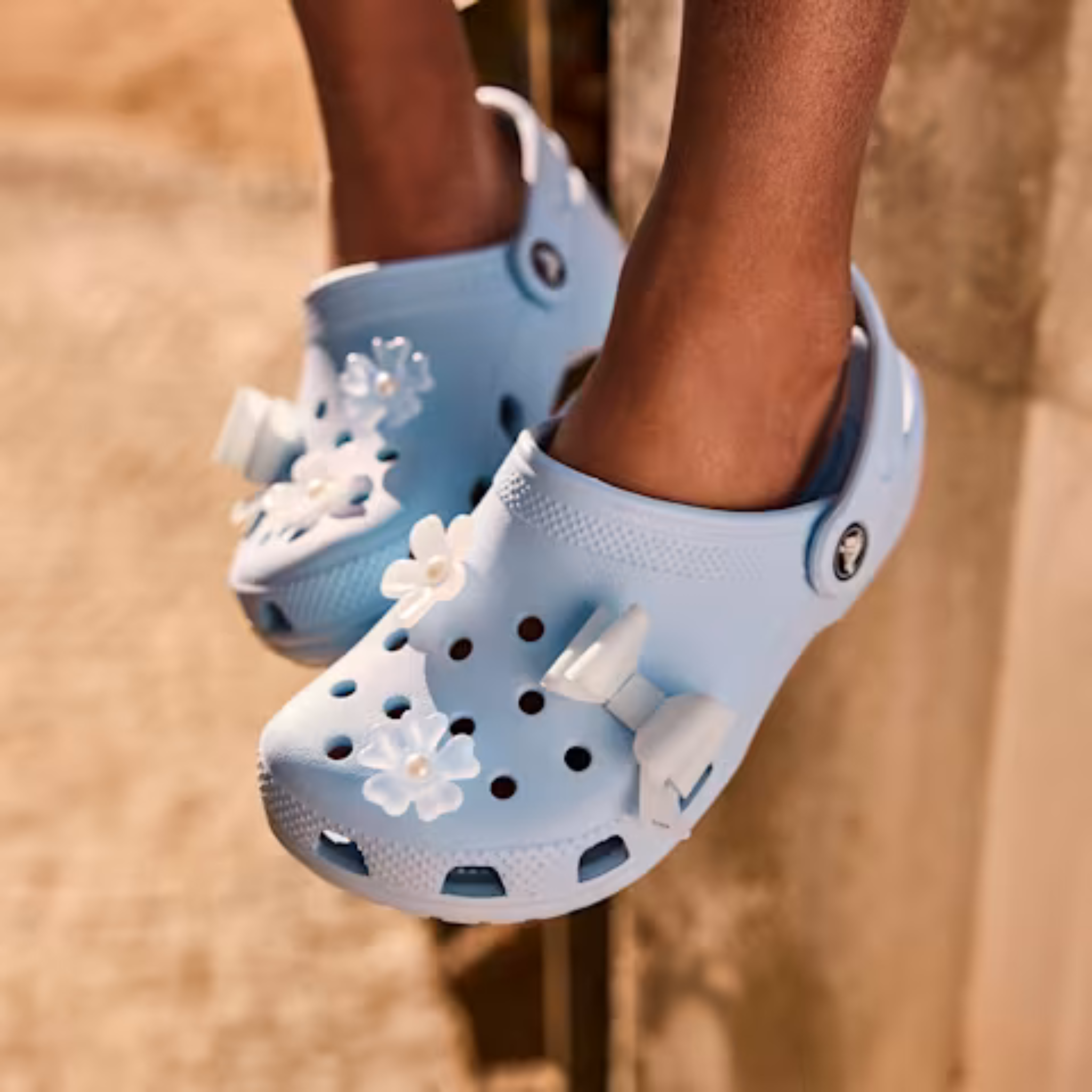 SANDALE ENFANTS CROCS SABOTS CLASSIQUE BLEU PÂLE 12 À 6 206991 4NS MAHEU GO SPORT MANNEQUIN