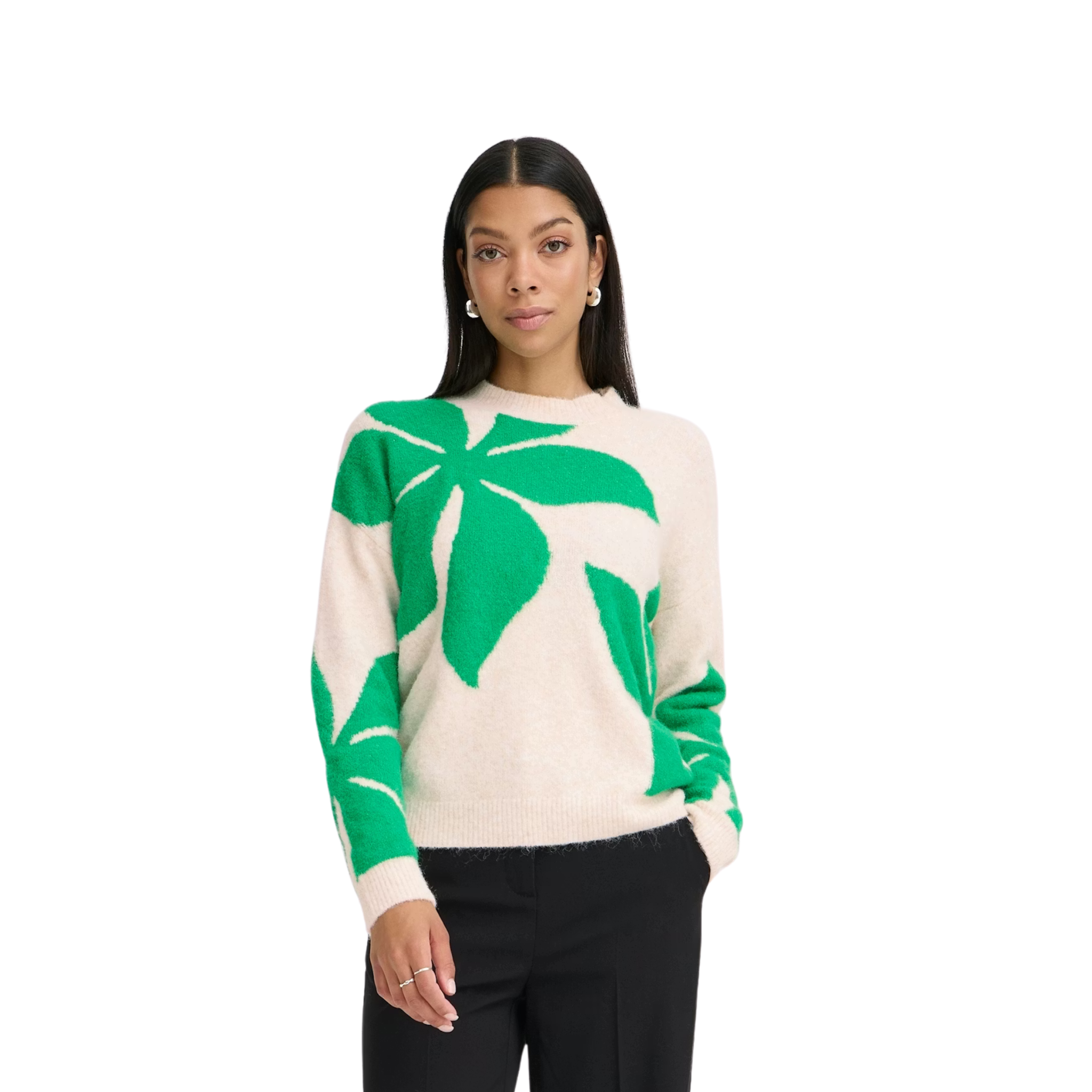 TRICOT FEMME, OMEA FLEUR VERTE 20818454 B YOUNG MAHEU GO SPORT DEVANT MANNEQUIN