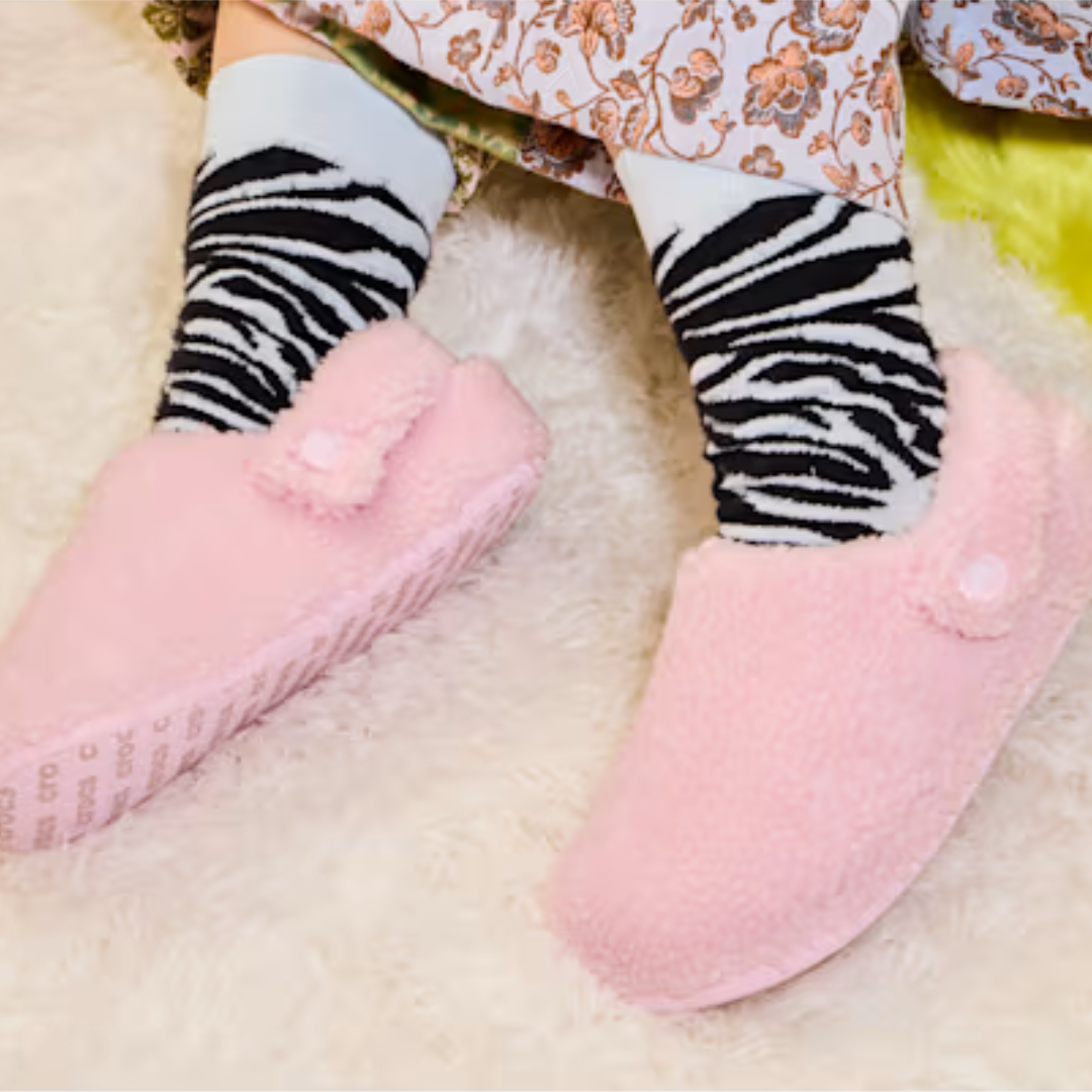 ADULT SLIPPERS, COZZY CLASSIC MILK PINK