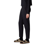 PANTALON MOUNTAIN HARDWEAR FEMME DYNAMA NOIR 2095541 010 MAHEU GO SPORT CÔTÉ MANNEQUIN
