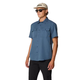 CHEMISE MANCHES COURTES MOUNTAIN HARDWEAR HOMME CANYON ZINC 2110231492 MAHEU GO SPORT MANNEQUIN ANGLE