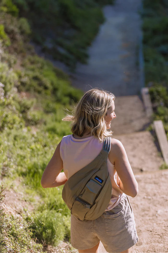 CAMISOLE FEMME SUMMERTOWN FRAPPE 2240 KAVU MAHEU GO SPORT DOS MANNEQUIN RANDO