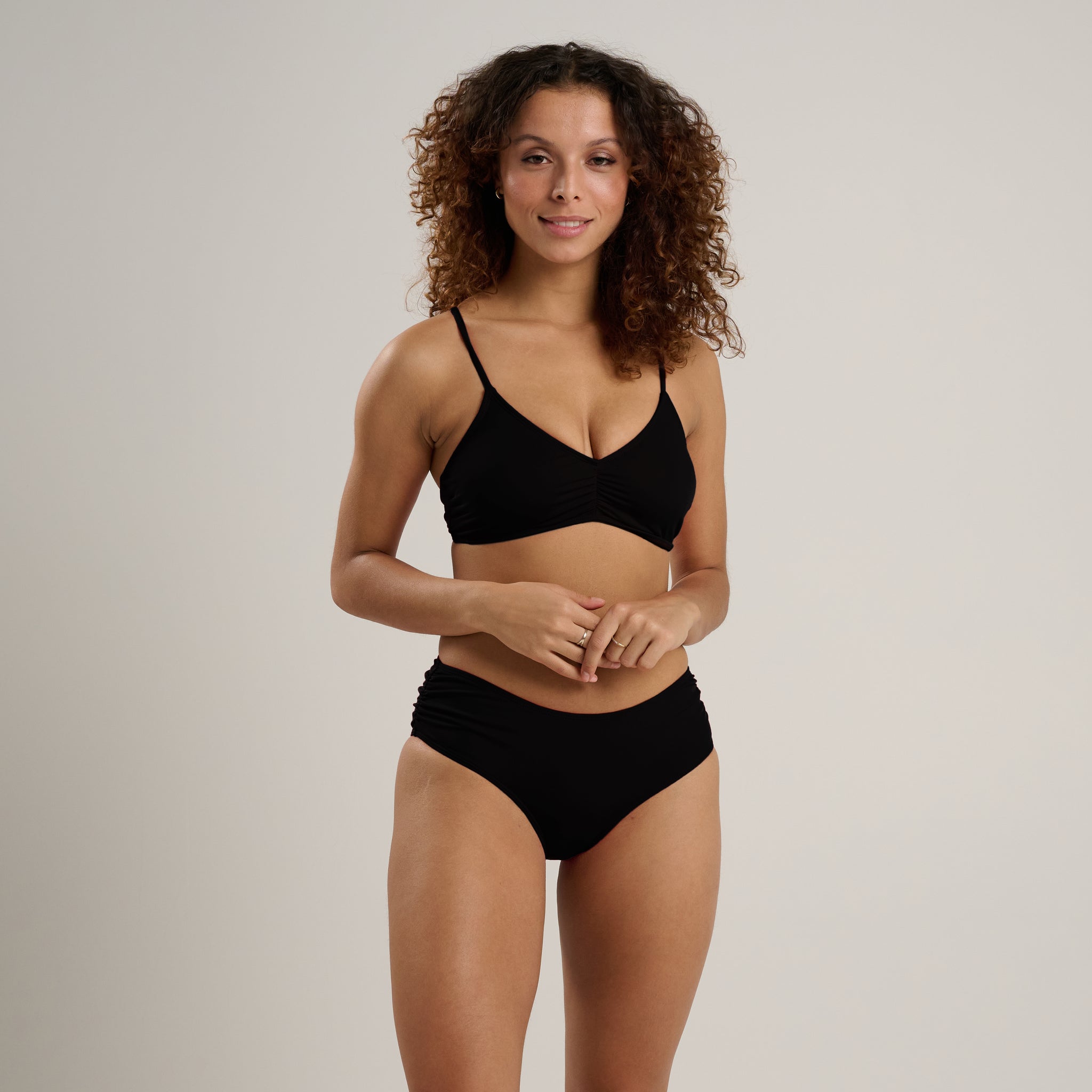 SWIMWEAR-FEMME-BIKINI-BAS-ISABELLA-PRIMO-NOIR-QUINTSOUL-MAHEU-GO-SPORT-01