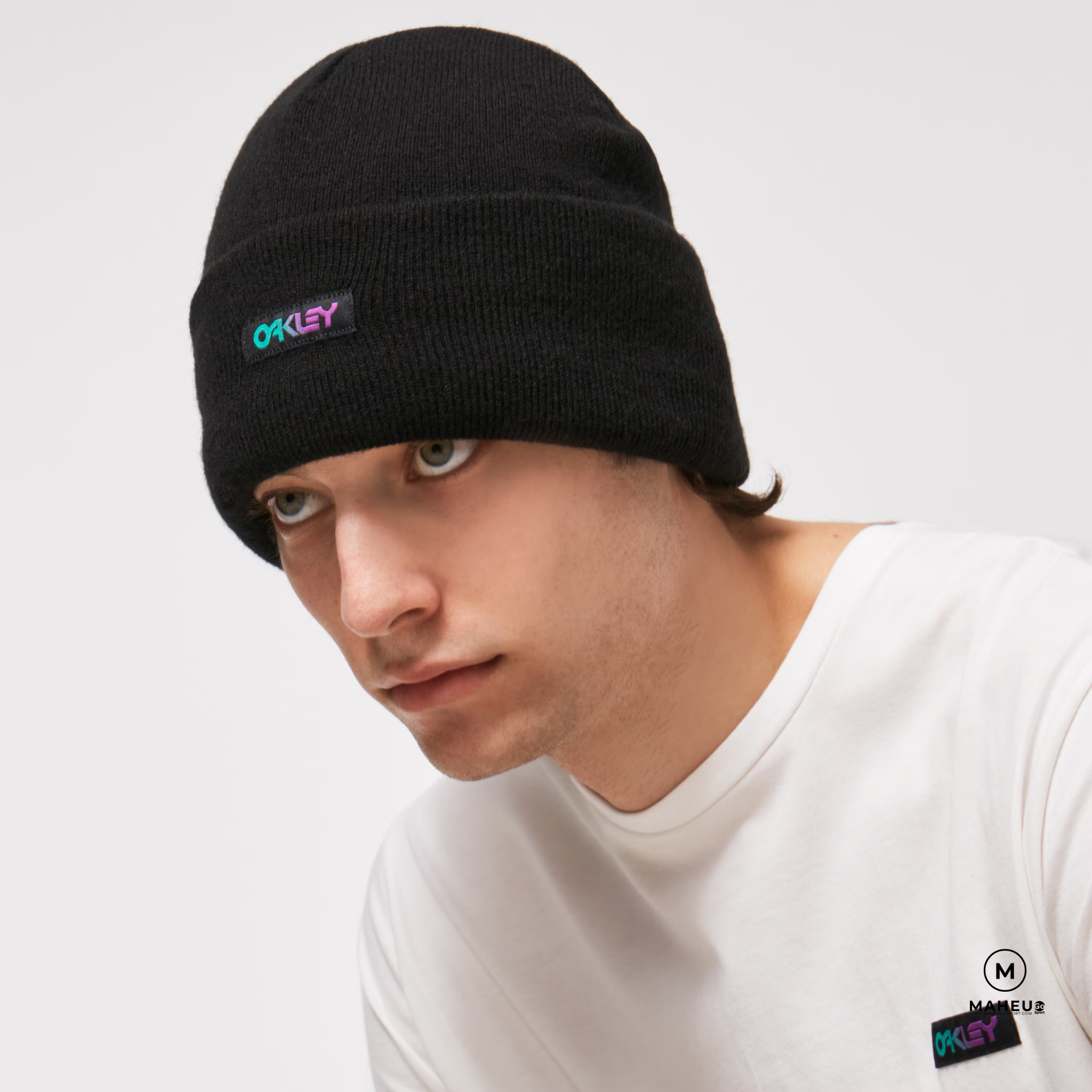 tuque-unisexe-b1b-gradient-noir-oakley-CH5