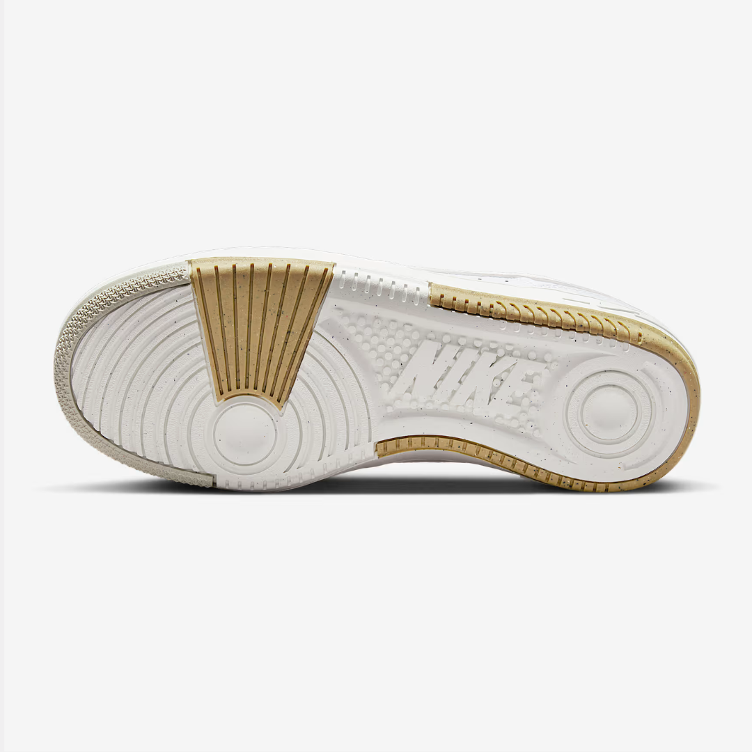 CHAUSSURE FEMME GAMMA FORCE BLANC ET BEIGE DX9176 103 NIKE MAHEU GO SPORT SEMELLE