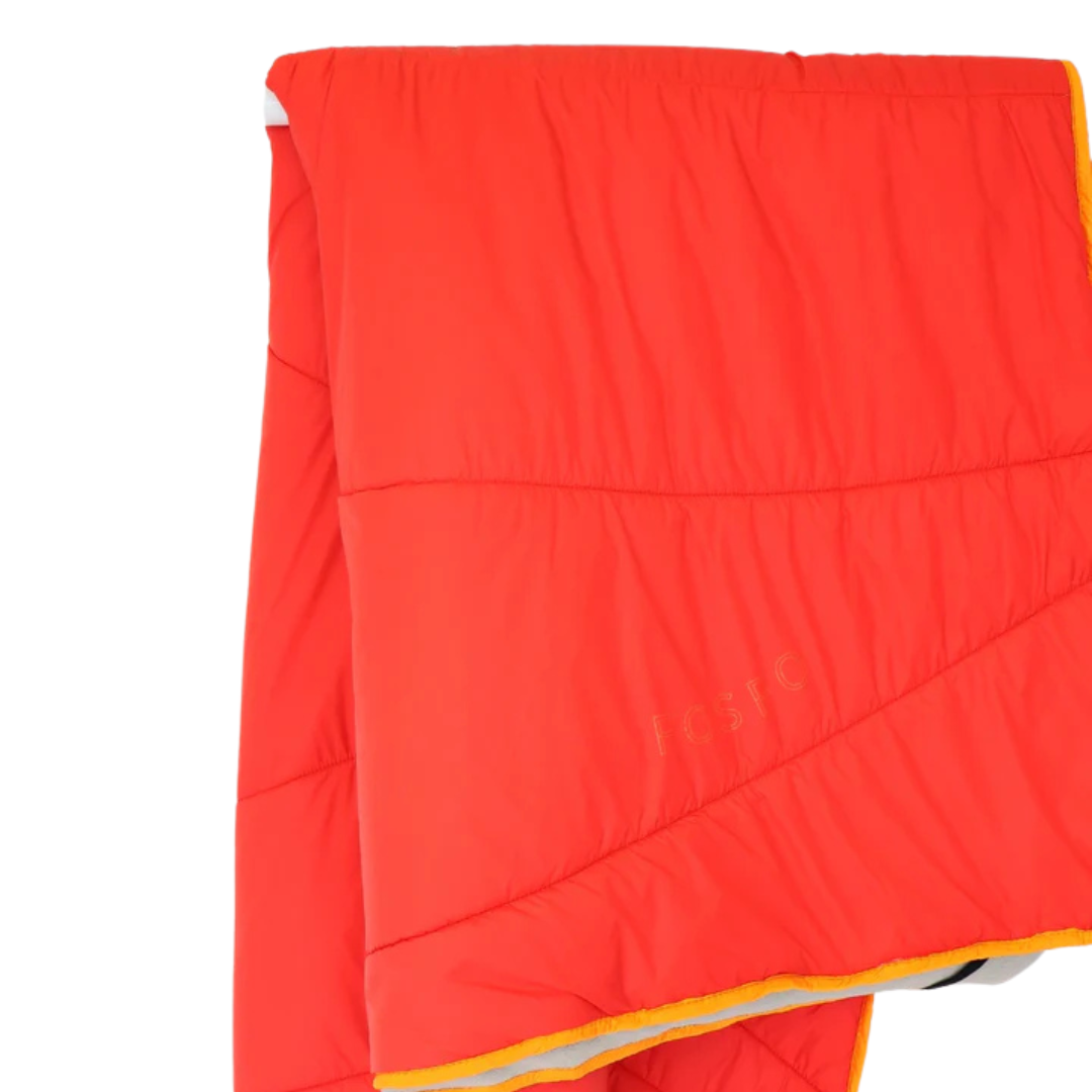 COUVERTURE ISOLÉE, NYX ROUGE