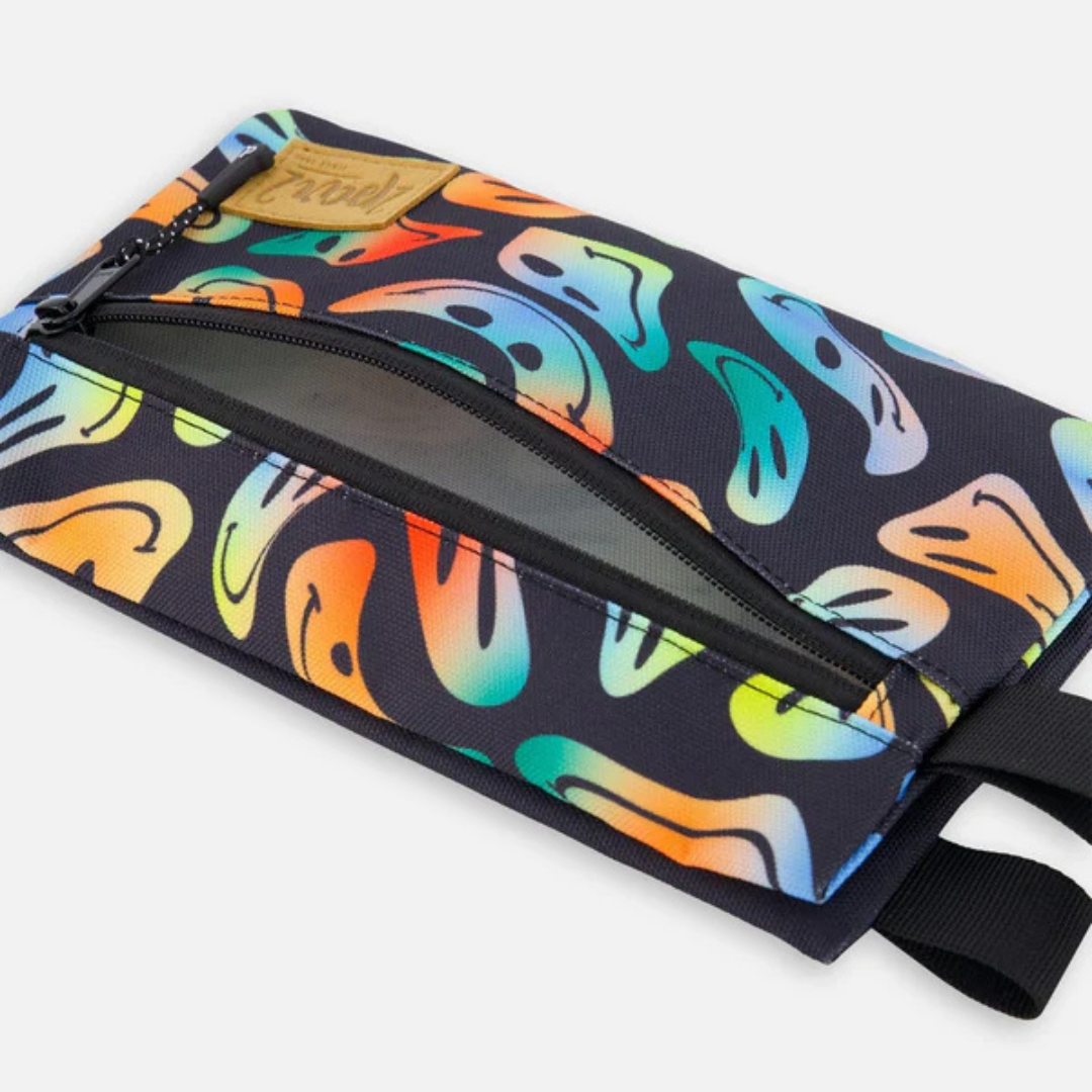 ÉTUI À CRAYONS À IMPRIMÉ BONHOMMES SOURIRE - Maheu Go Sport