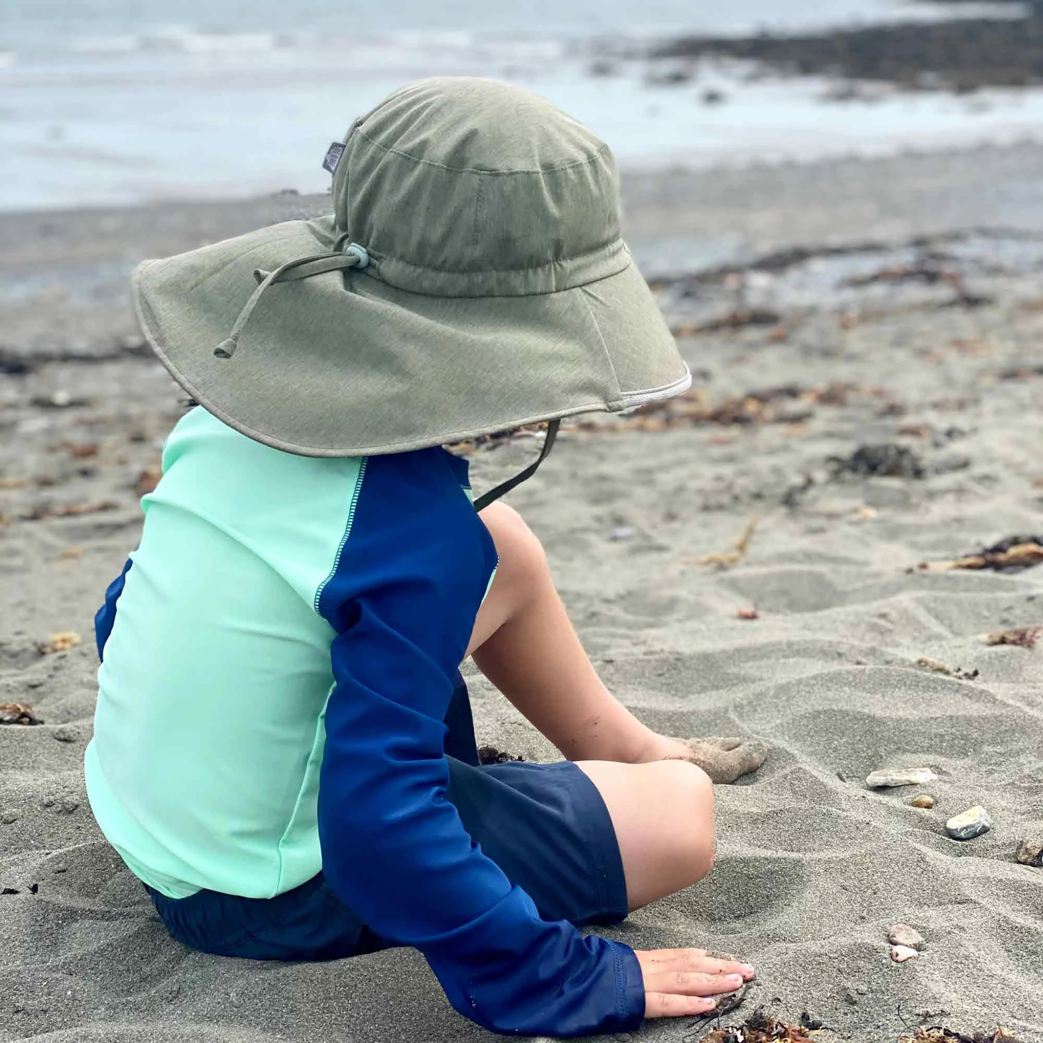 CHAPEAU SOLEIL AJUSTABLE JAN & JUL ENFANT XPLORER VERT HAV0 AGR MAHEU GO SPORT MANNEQUIN PLAGE
