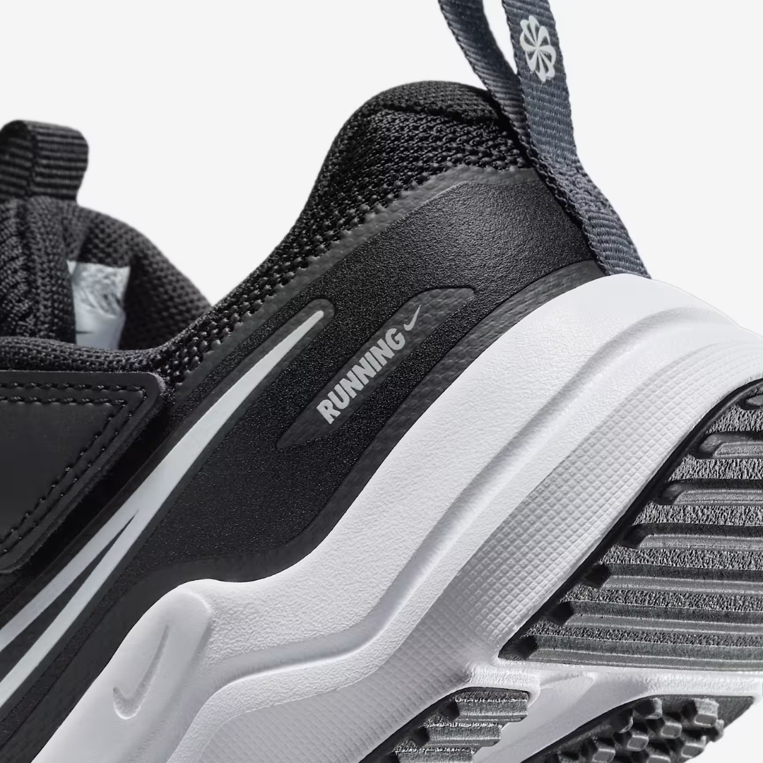 ESPADRILLE POUR ENFANT, COSMIC RUNNER NOIR & BLANC(11 À 3) - Maheu Go Sport