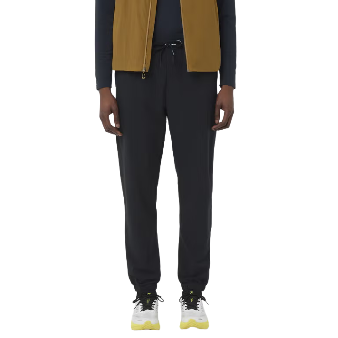 PANTALON HOMME SHAKEOUT HEXAFLOW NOIR LC2611200 SALOMON MAHEU GO SPORT DEVANT MANNEQUIN