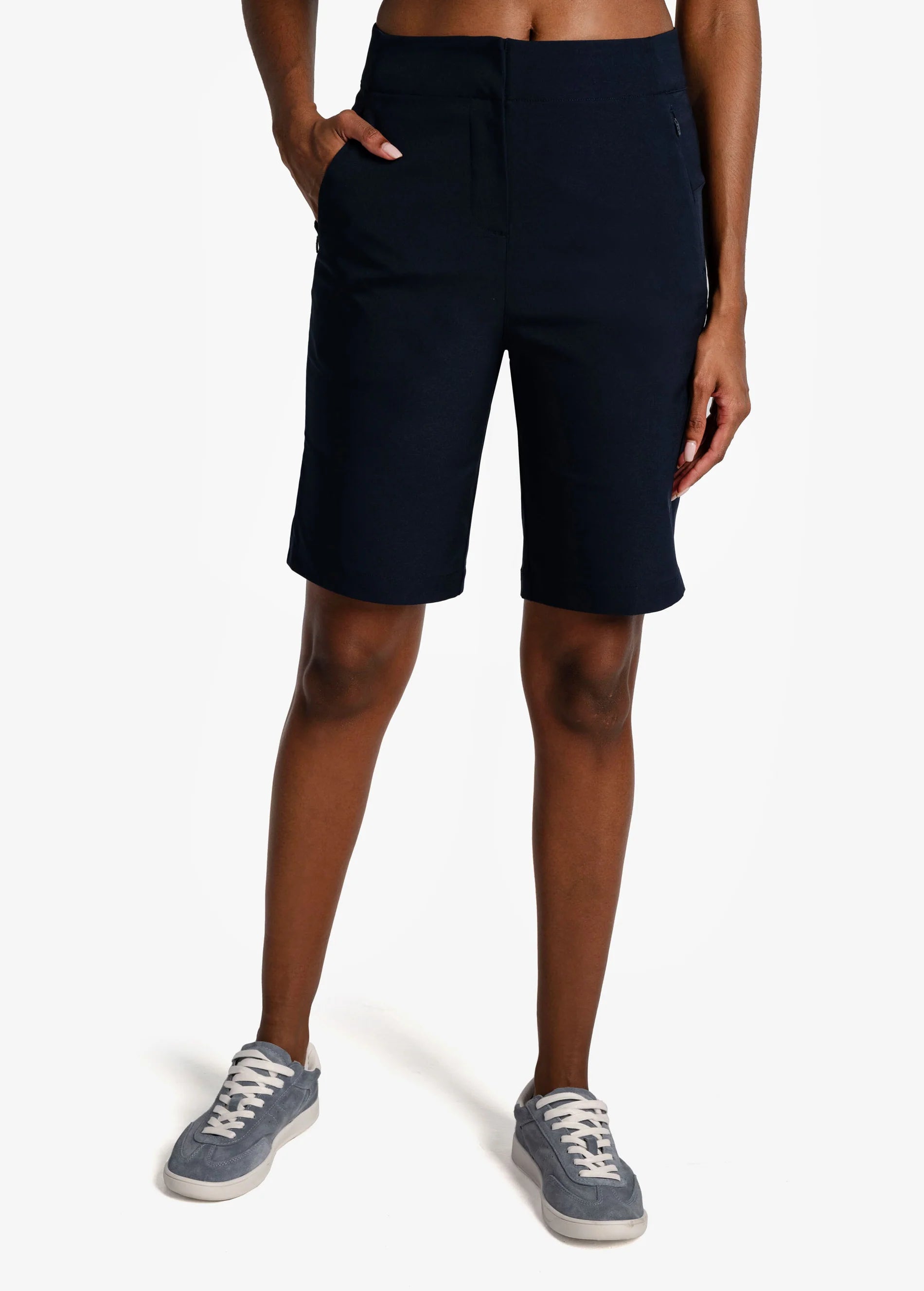 LSW4509_B773_MILES-BERMUDA-SHORT-FEMME-LOLE-MAHEU-GO-SPORT-MARINE-DEVANT