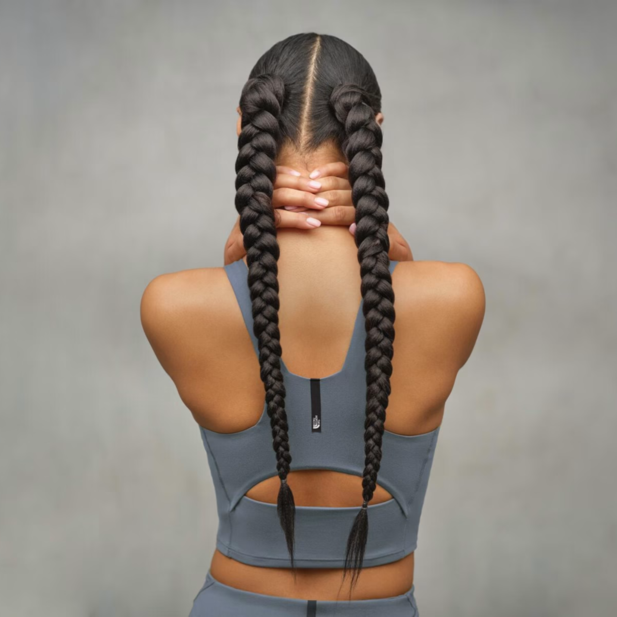 SOUTIEN-GORGE SPORT FEMME JAIDA GRIS GRANIT NF0A8GXX 0U3 NORTH FACE MAHEU GO SPORT MANNEQUIN DOS BACKGROUND