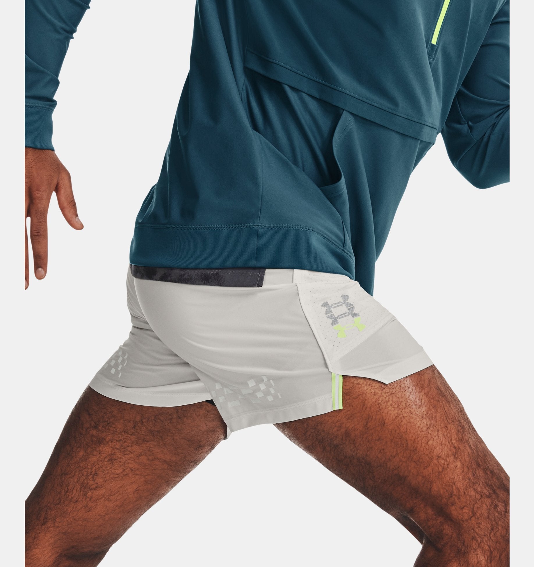 short-sport-homme-ua-run-anywhere-UNDER-ARMOUR-MAHEU-GO-SPORT-02