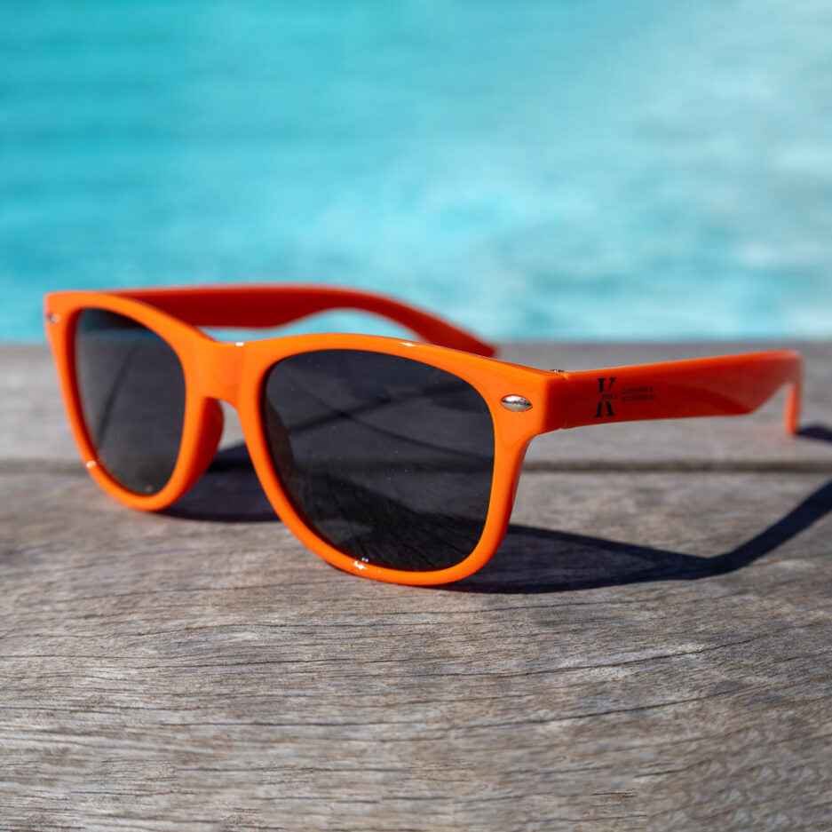 LUNETTES DE SOLEIL POUR ENFANT DISPONIBLE EN PLUSIEURS COULEURS