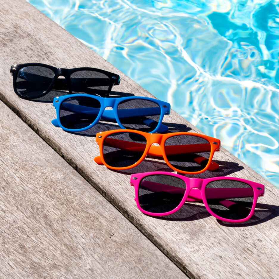 LUNETTES DE SOLEIL POUR ENFANT DISPONIBLE EN PLUSIEURS COULEURS